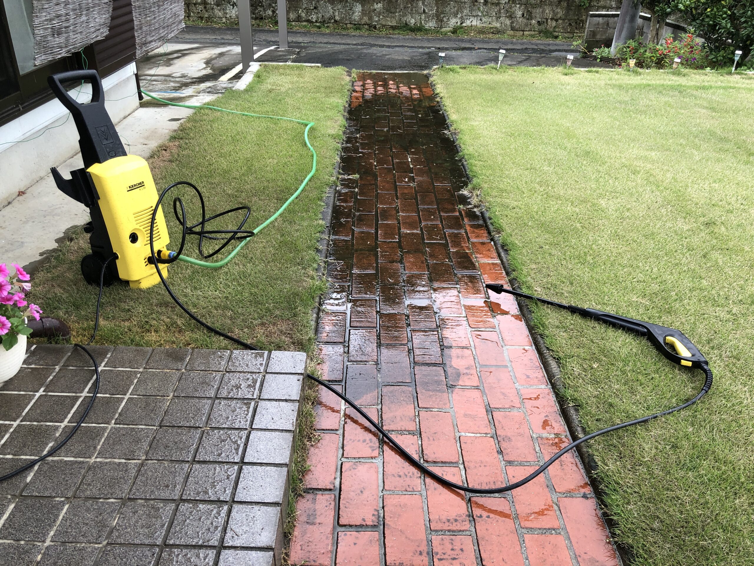 レンガの苔落とし 水漏れケルヒャー活躍 そそっかしい主婦きういのブログ